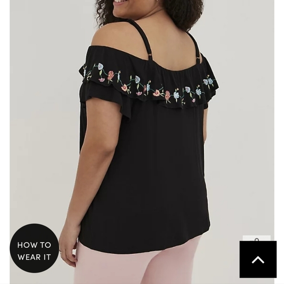 🆕️🌸OFF-SHOULDER EMBROIDERED FLORAL RUFFLE TOP 🌸 - Picture 2 of 6
